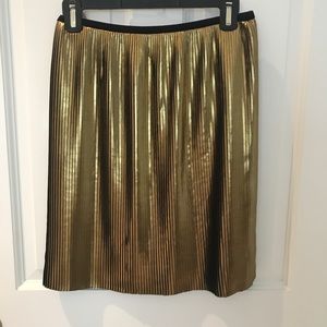 J McLaughlin Gold and Black Pleated Skirt Size XS